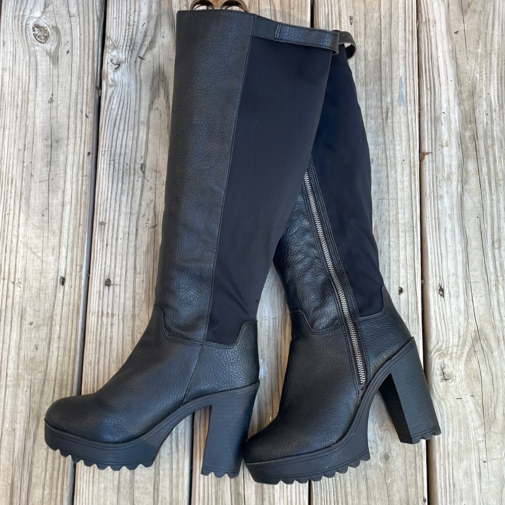 torrid Black Knee-High Platform Heeled Boots